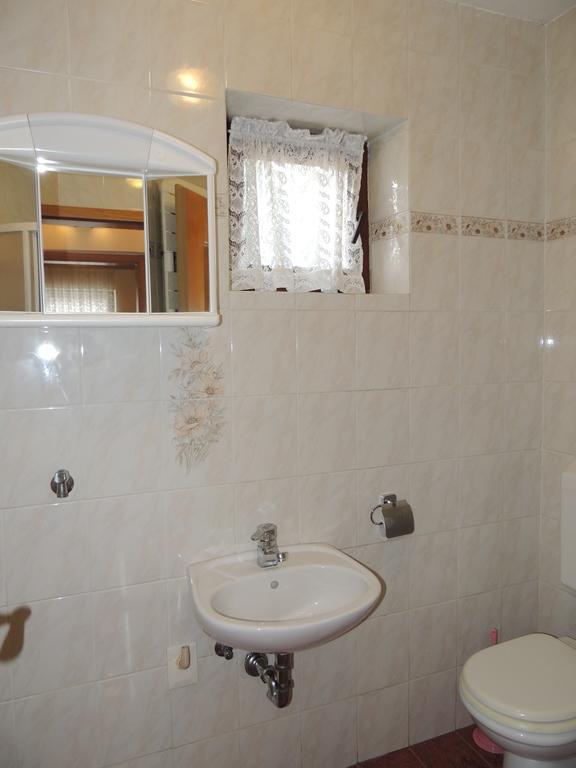 Apartma Lesjak 1 โบเว็ก ภายนอก รูปภาพ